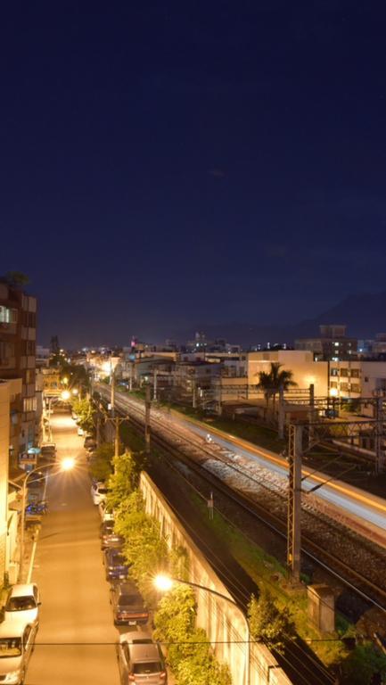 Railway Hualien Hostel Ngoại thất bức ảnh