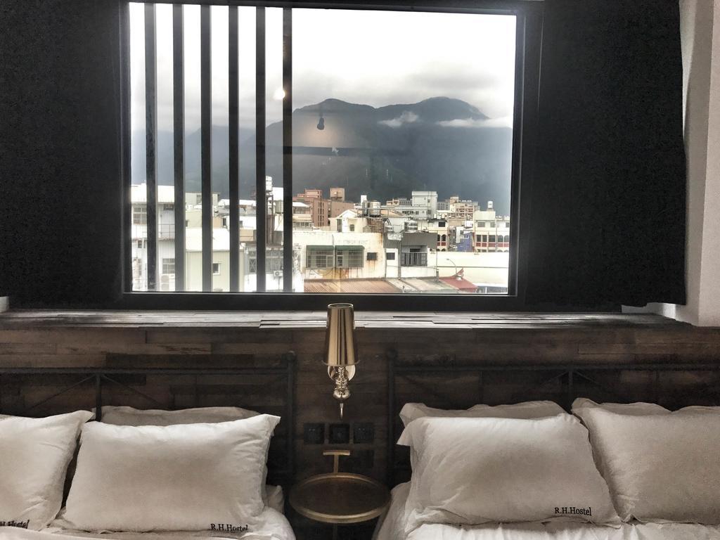 Railway Hualien Hostel Ngoại thất bức ảnh